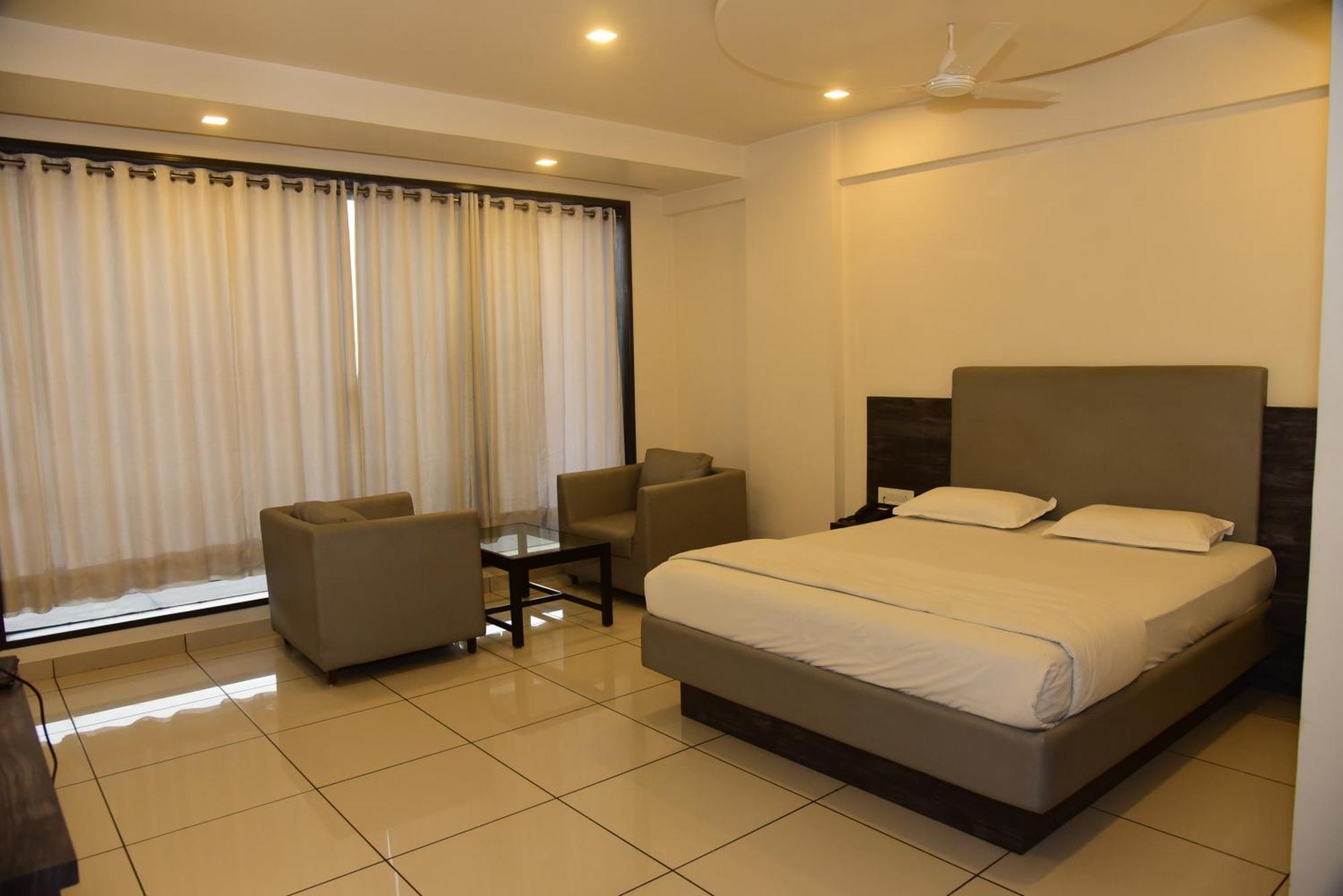 Srijan Inn Abu Road Luaran gambar