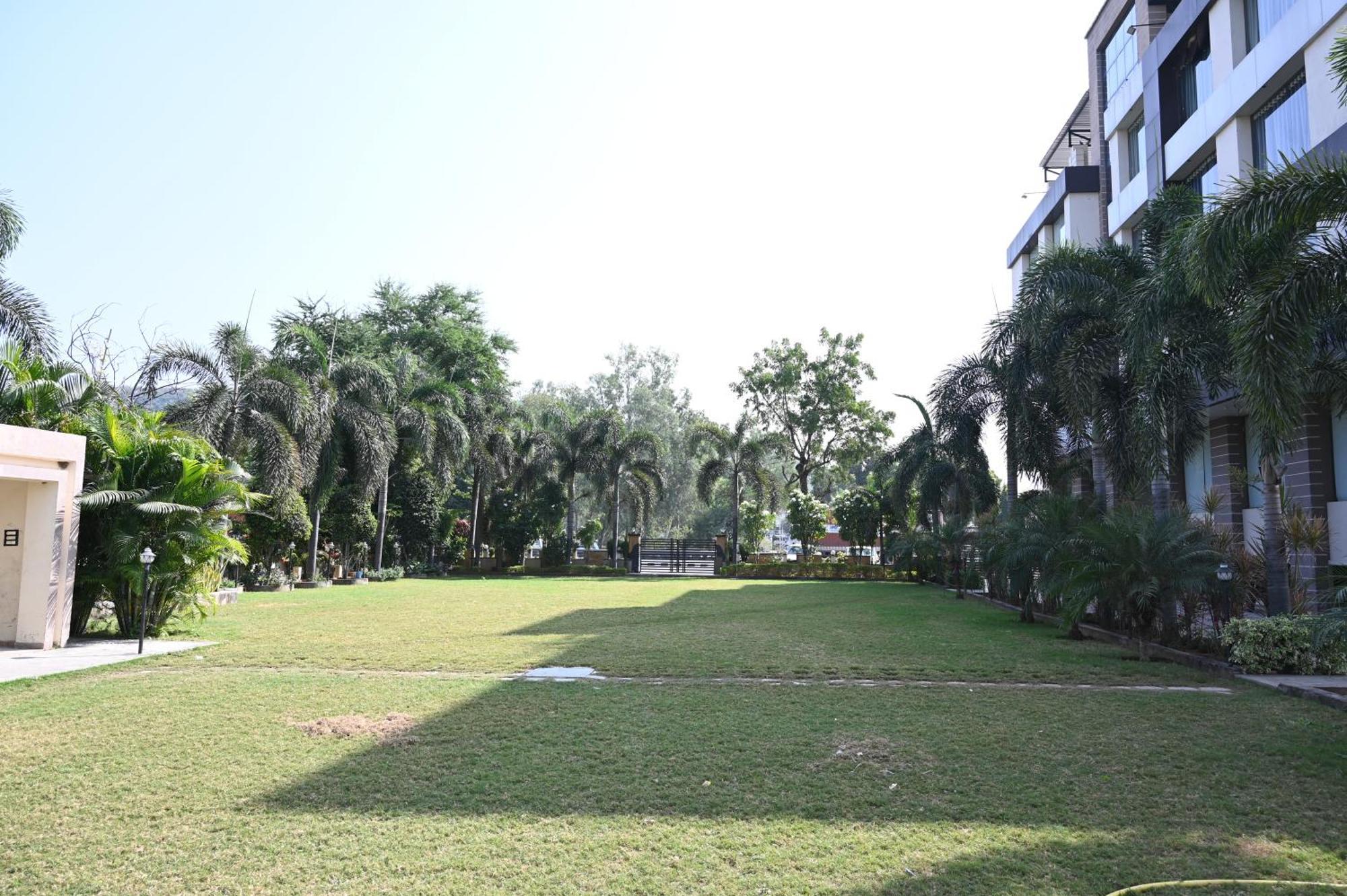 Srijan Inn Abu Road Luaran gambar